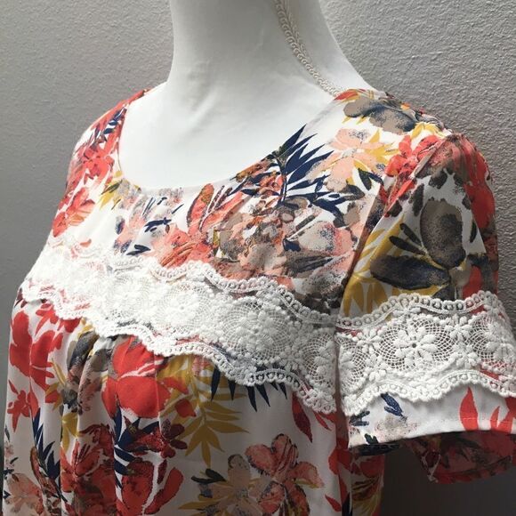 NY Collection Floral Blouse Petite Large - Picture 3 of 5